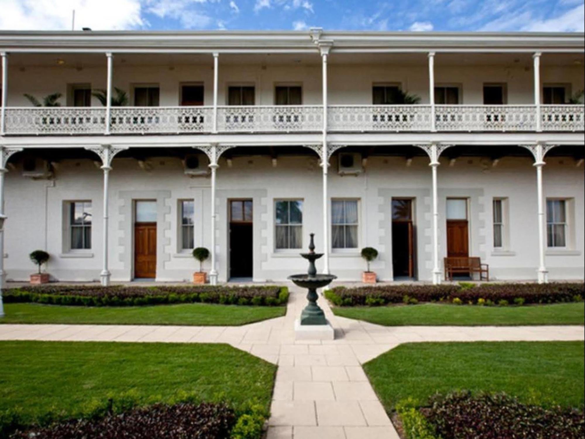 Denison Boutique Hotel روكهامبتون المظهر الخارجي الصورة